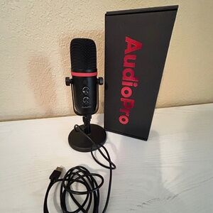 Audio Pro Professional Microphone